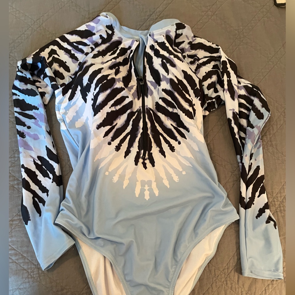 Long sleeve swimsuit Large Rash guard